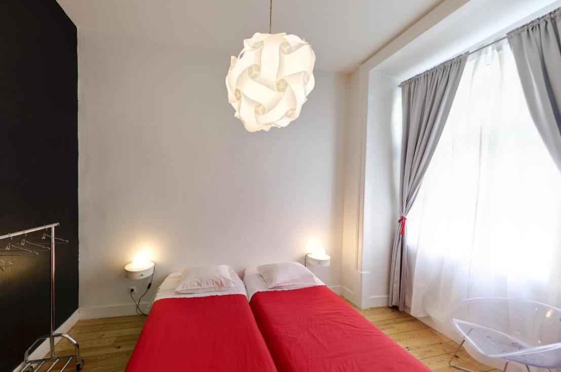 Lisbon Lounge Hostel Bagian luar foto